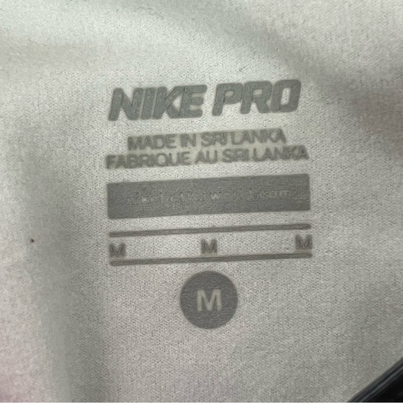 Nike Pro Thermal Black/Pink 1/2 Zip Running Pullover Size Medium - Picture 3 of 6